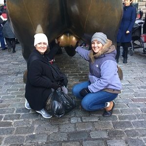 Meet your Posher, Hollen